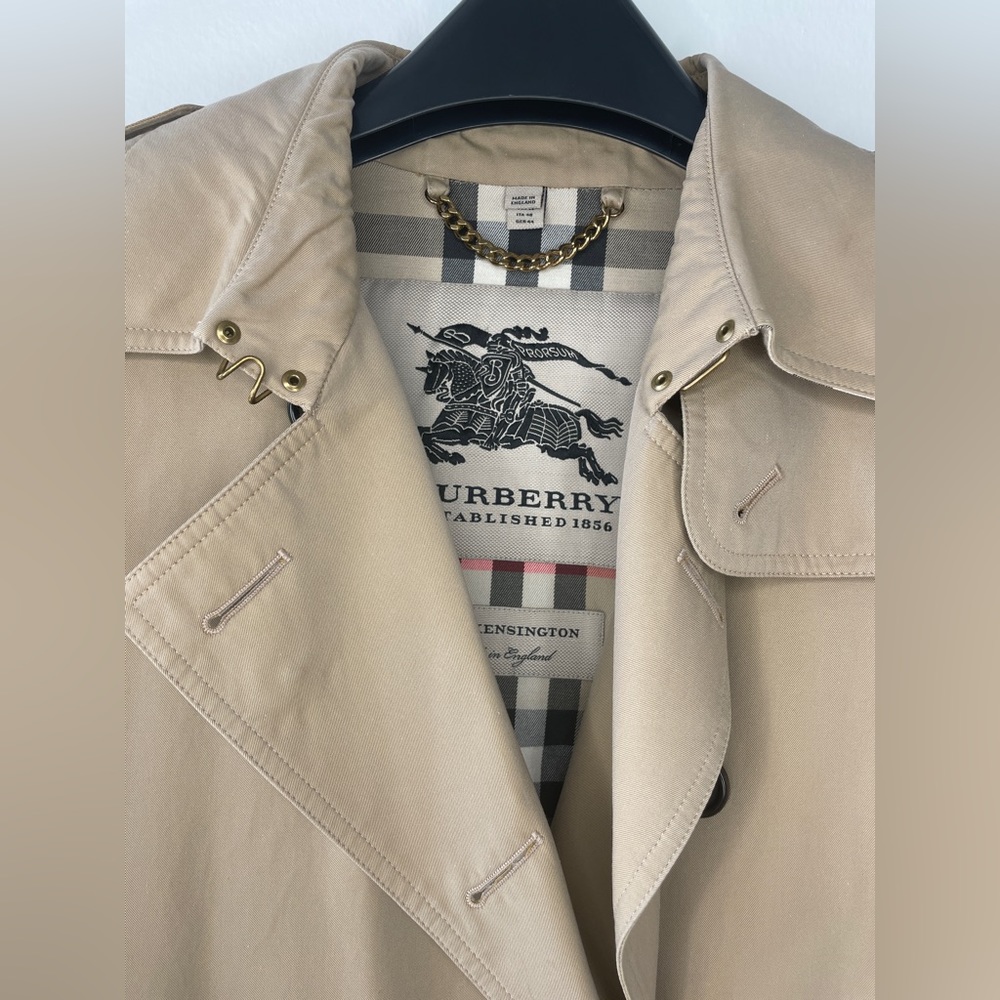 Burberry Kensington Trench coat Medium Length